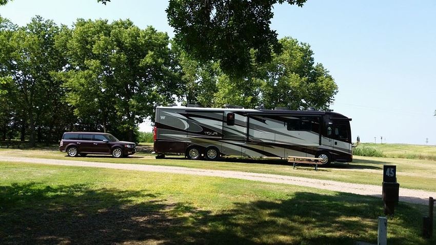 Famil-E-Fun Campground & RV Park
